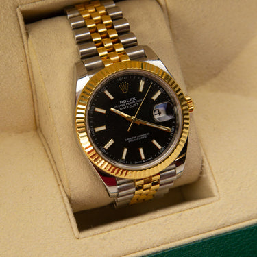 The face of the Rolex Datejust 41mm 2019 Blue face.