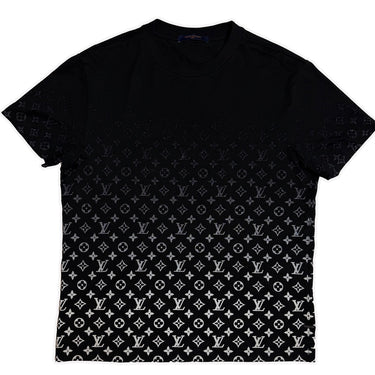 The front of the Louis Vuitton LVSE Monogram Gradient T Shirt.