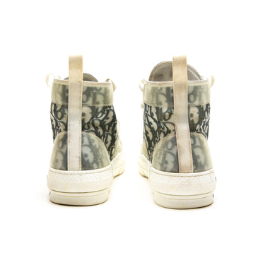 The back of the Dior B23 Oblique Hightop Trainers.