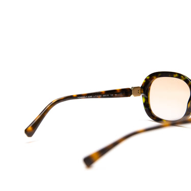 The inside of the Chanel 5286 Sunglasses.