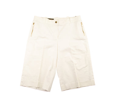 The front of the Loro Piana White Bermuda Cotton Shorts with Gold Detailing.