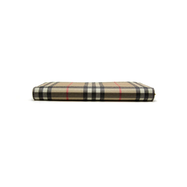 The side of the Burberry Check Zip Wallet.