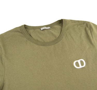 The logo of the Dior CD Icon Khaki T-Shirt.