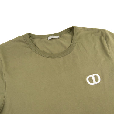 The logo of the Dior CD Icon Khaki T-Shirt.