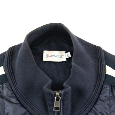 The collar of the Moncler Navy Stripe Maglia Tricot Full Zip.