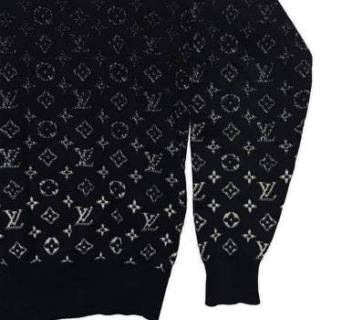 The pattern of the Louis Vuitton LVSE Monogram Degradé Crewneck Black Sweater.