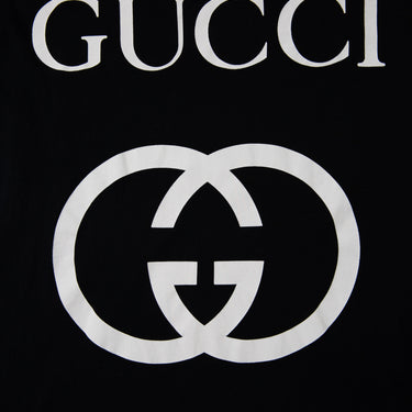 The front logo of the Gucci Interlocking GG Black T Shirt.