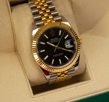 The face of the Rolex Datejust 41mm 2019 Blue face.