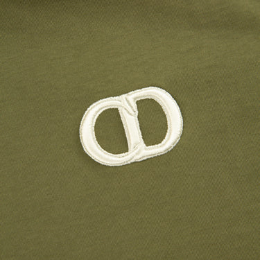 The logo of the Dior CD Icon Olive Green T-Shirt.