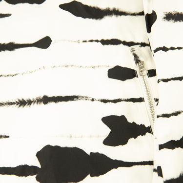 The zip of the Burberry Watercolour Print Windbreaker Jacket.