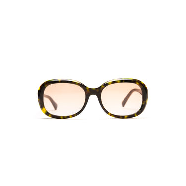 The front of the Chanel 5286 Sunglasses.
