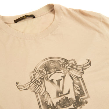 The front design of the Louis Vuitton Crest Logo Beige T Shirt.