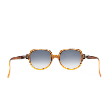 The back of the Dior 2020-30 Sunglasses.