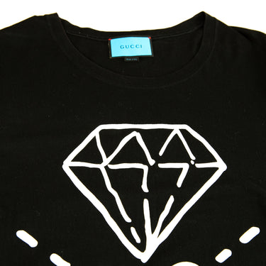 The collar of the Gucci Gucci Ghost Diamond Black T Shirt.