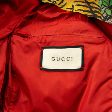 The inside label of the Gucci Tiger Windbreaker.